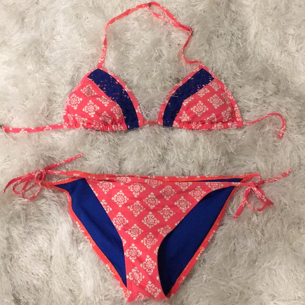 bathing suit